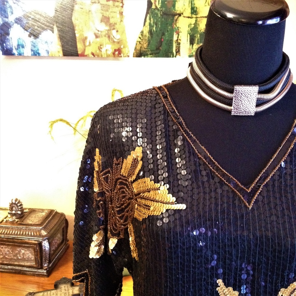 Vintage ROYAL FEELINGS Black &Gold Sequin top - Picture 7 of 13